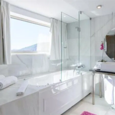 Luna Dos Carqueijais Hotel 4*